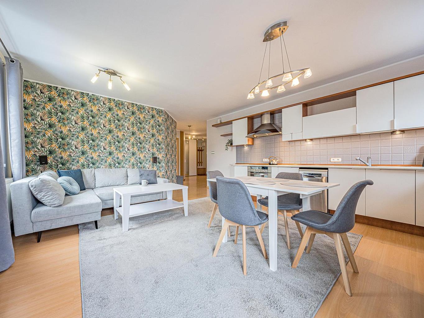 Citystay Reja Apartament Z Parkingiem Гдиня Екстер'єр фото